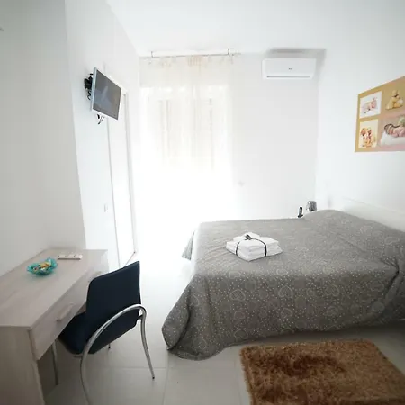 La Casa Dei Sogni Alojamento de Acomodação e Pequeno-almoço 3*